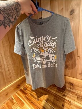 SHEIN Gray Graphic 'Country Roads' Short Sleeve Tee